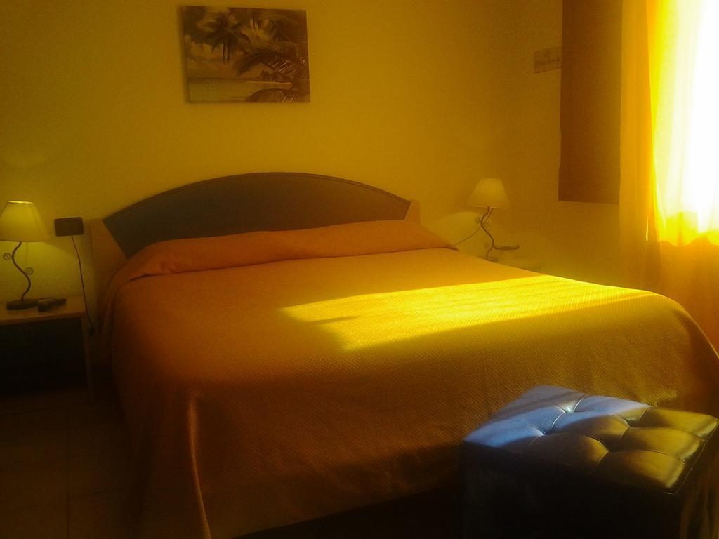 Residence Panarea Cefalu Room photo